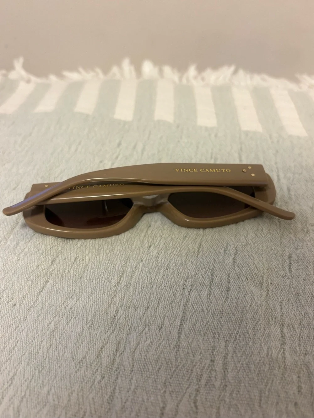 Vince Camuto Beige Rectangular Sunglasses with Brown Lenses